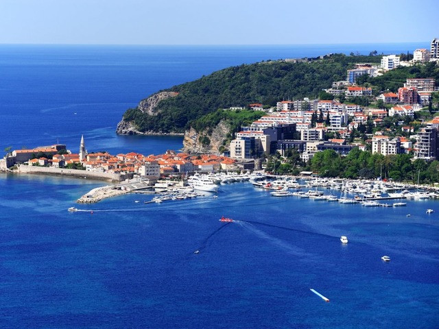 eSIM Montenegro – Piani Dati Economici e Attivazione Istantanea | Awinst Connect